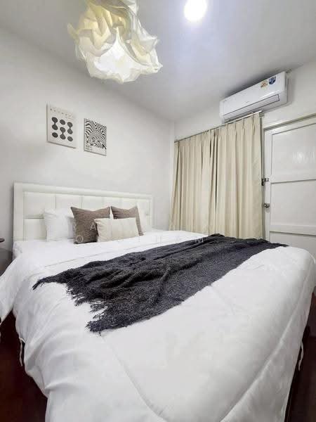 6-BR House, Bangkok, Samsen Nok, Huai Khwang, Bangkok, 6 Bedrooms, 250 sqm, Single Detached House For Rent, by Ratchanon Songthammakul, 500518861 - DDproperty.com