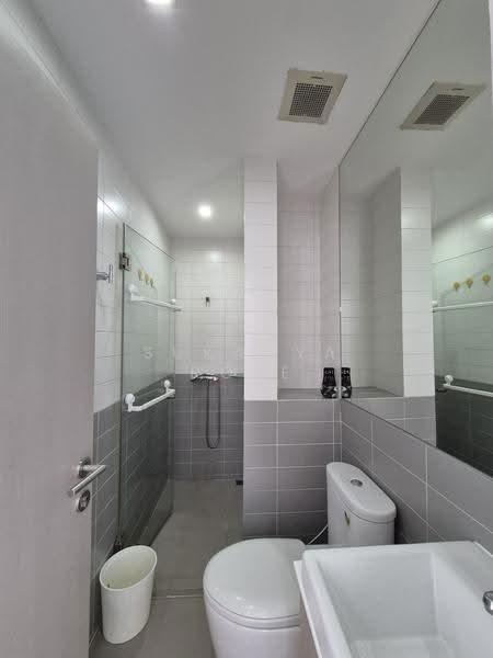 IDEO MOBI Sukhumvit 81, Bangkok, 2097 Sukhumvit Road, Bang Chak, Phra Khanong, Bangkok, 2 Bedrooms, 43 sqm, Condo For Rent, by Sukanya Rose, 500518879 - DDproperty.com