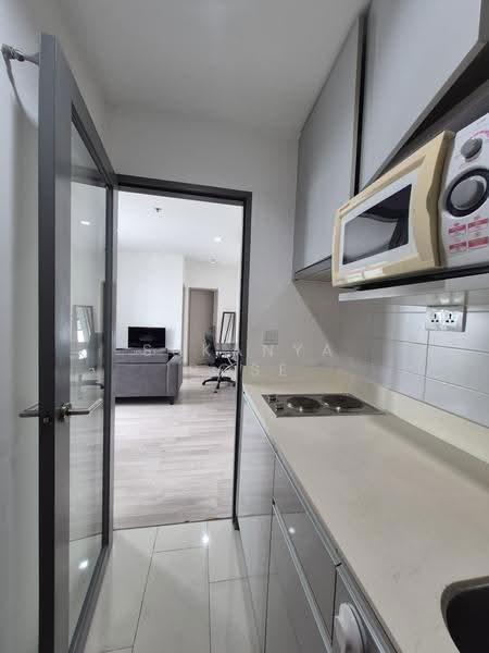 IDEO MOBI Sukhumvit 81, Bangkok, 2097 Sukhumvit Road, Bang Chak, Phra Khanong, Bangkok, 2 Bedrooms, 43 sqm, Condo For Rent, by Sukanya Rose, 500518879 - DDproperty.com