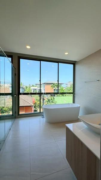 Mayfield Pinklao, Bangkok, 276 Soi 6, Bang Bamru, Bang Phlat, Bangkok, 3 Bedrooms, 290 sqm, Townhouse For Sale, by Ratchanon Songthammakul, 500518897 - DDproperty.com