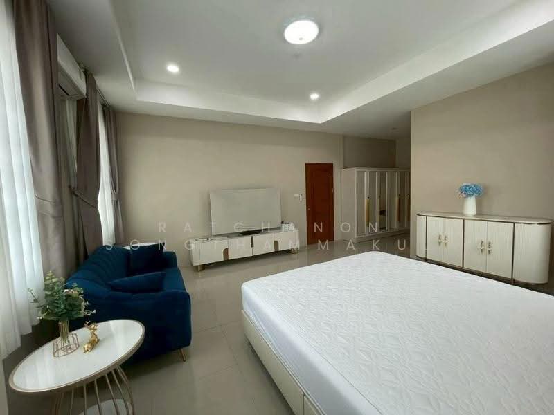 Baan Suan Neramit Watcharapol-Permsin, Bangkok, Permsin Road, Khlong Tanon, Sai Mai, Bangkok, 5 Bedrooms, 320 sqm, Single Detached House For Rent, by Ratchanon Songthammakul, 500518910 - DDproperty.com