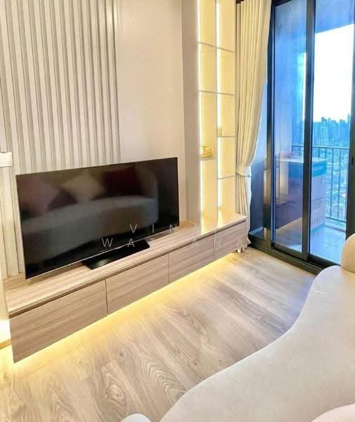 Oka Haus Sukhumvit 36, Bangkok, 3399 Rama 4 Road, Khong Tan, Khlong Toei, Bangkok, 1 Bedroom, 35 sqm, Condo For Rent, by Vinai Wattana, 500518936 - DDproperty.com