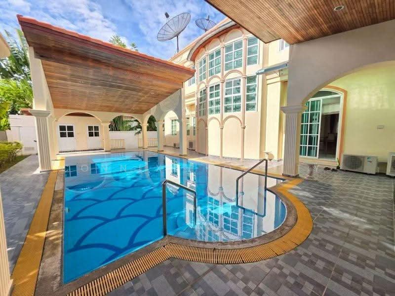Paradise Villa 1 & 2, Chon Buri (Pattaya), Nong Pru, Bang Lamung (Pattaya), Chon Buri (Pattaya), 3 Bedrooms, 420 sqm, Villa For Sale, by Connex Property, 500518939 - DDproperty.com