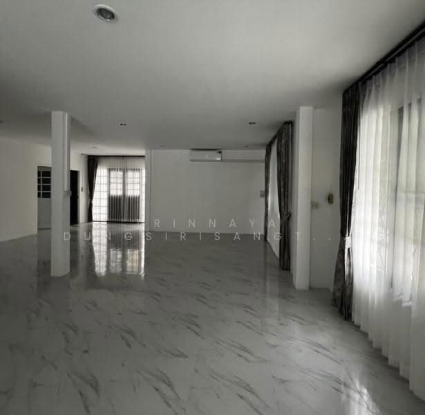 5-BR House, Bangkok, Phlapphla, Wang Thonglang, Bangkok, 5 Bedrooms, 400 sqm, Single Detached House For Sale, by Trinnaya Dungsirisangthong, 500518954 - DDproperty.com