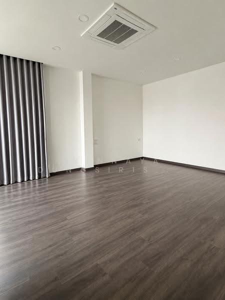 บ้าน 6-ห้องนอน, กรุงเทพ, สะพานสอง, วังทองหลาง, กรุงเทพ, 800 ตร.ม., บ้านเดี่ยว ขาย, โดย Trinnaya Dungsirisangthong, 500518975 - DDproperty.com