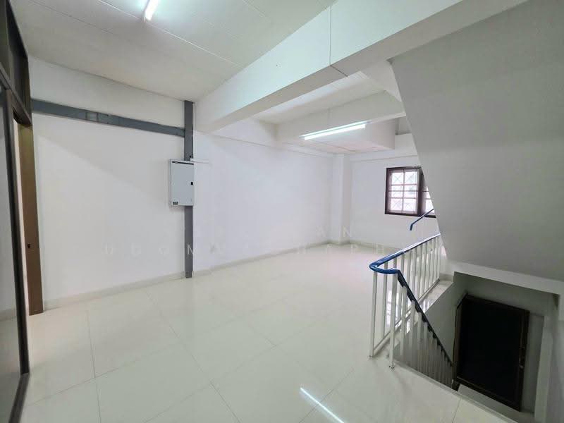 หงส์ประยูร, Nonthaburi, บางกรวย-ไทรน้อย, Bang Rak Pattana, Bang Bua Thong, Nonthaburi, , 200 sqm, Shophouse For Sale, by Siriwan Udomvachaphun, 500518980 - DDproperty.com
