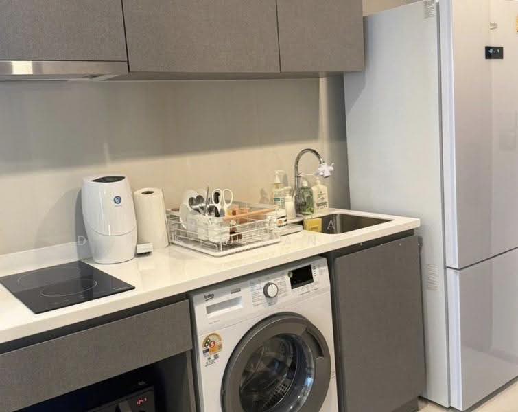 Life Asoke Hype, Bangkok, 339 Chaturathit Rd, Makkasan, Ratchathewi, Bangkok, 1 Bedroom, 33 sqm, Condo For Sale, by Trinnaya Dungsirisangthong, 500519006 - DDproperty.com