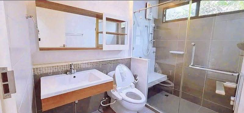 Mantana Lake Watcharapol, Bangkok, Sukhaphiban 5 Road, O-Ngoen, Sai Mai, Bangkok, 4 Bedrooms, 360 sqm, Single Detached House For Rent, by Trinnaya Dungsirisangthong, 500519026 - DDproperty.com