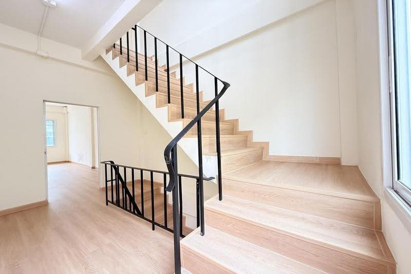 ทาวน์โฮม กำนันแม้น 28/1, Bangkok, Bangkhuntien, Chom Thong, Bangkok, 2 Bedrooms, 132 sqm, Townhouse For Sale, by ศิริเพ็ญ ทองอ่อน, 500519085 - DDproperty.com