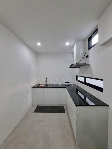 3-BR House, Bangkok, Suan Luang, Bangkok, 3 Bedrooms, 300 sqm, Single Detached House For Rent, by Trinnaya Dungsirisangthong, 500519097 - DDproperty.com