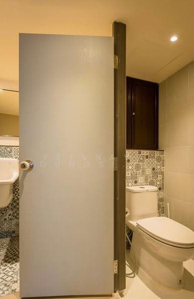 Omni Tower Sukhumvit Nana : ออมนิ ทาวเวอร์ สุขุมวิท นานา, กรุงเทพ, 69 ซอย สุขุมวิท 4, คลองเตย, กรุงเทพ, 77 ตร.ม., คอนโด ขาย, โดย Trinnaya Dungsirisangthong, 500519112 - DDproperty.com