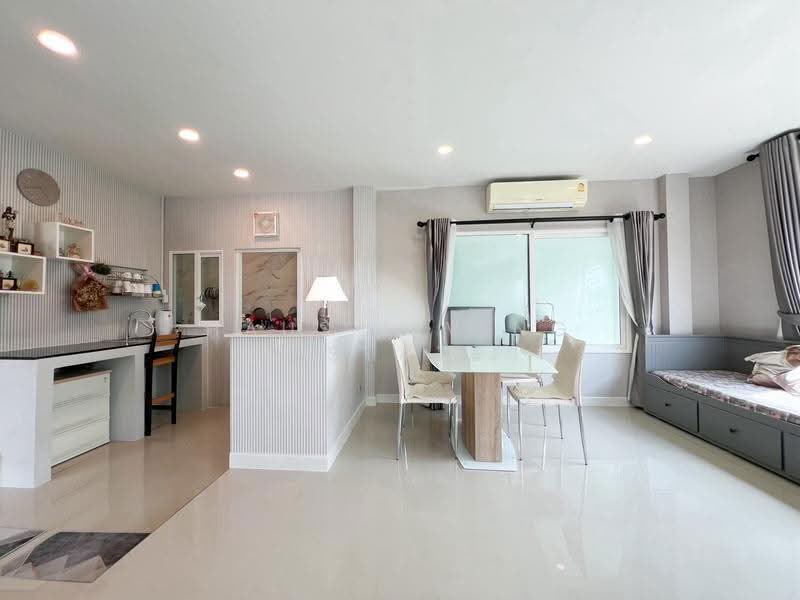 Centro Suksawat-Rama 3, Bangkok, Pracha Uthit Road 69, Bangmot, Thung Khru, Bangkok, 4 Bedrooms, 190 sqm, Single Detached House For Sale, by Haus Living Estate, 500519144 - DDproperty.com