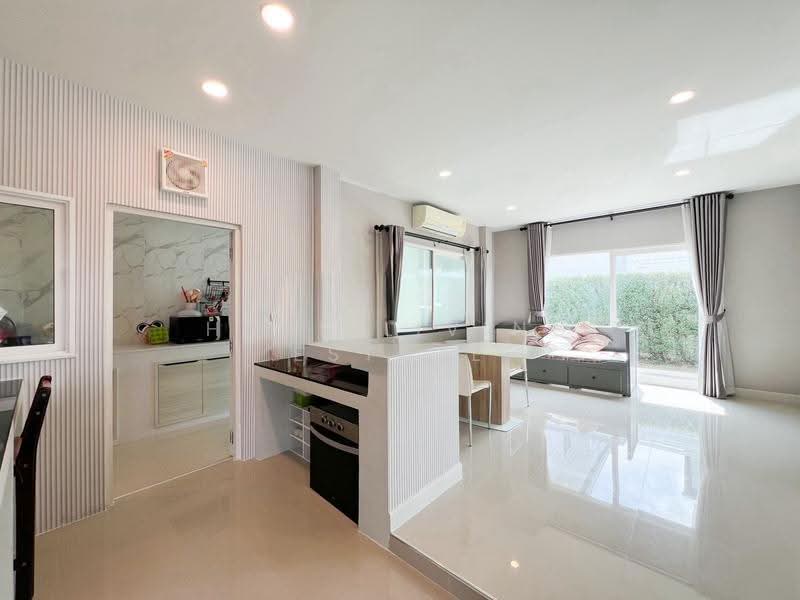 Centro Suksawat-Rama 3, Bangkok, Pracha Uthit Road 69, Bangmot, Thung Khru, Bangkok, 4 Bedrooms, 190 sqm, Single Detached House For Sale, by Haus Living Estate, 500519144 - DDproperty.com