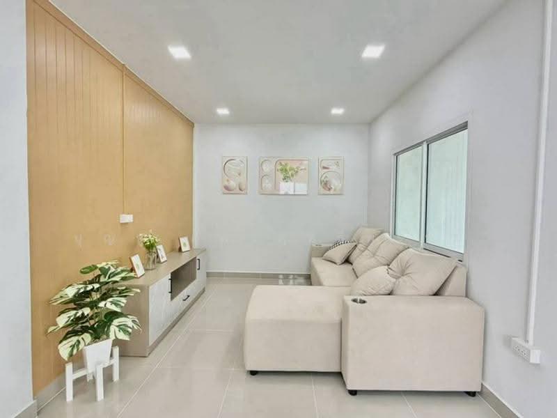 หมู่บ้านลภาวัน1, Nonthaburi, Bang Rak Pattana, Bang Bua Thong, Nonthaburi, 4 Bedrooms, 1 sqm, Townhouse For Sale, by บุญชู อัศวฤทธิพรหม์, 500519163 - DDproperty.com