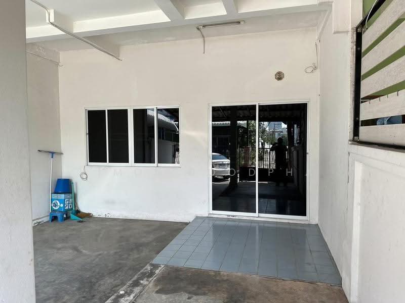หมู่บ้านพรไพลิน, Bangkok, Samsen Nok, Huai Khwang, Bangkok, 3 Bedrooms, 130 sqm, Townhouse For Sale, by Vimon Boodpha, 500519164 - DDproperty.com