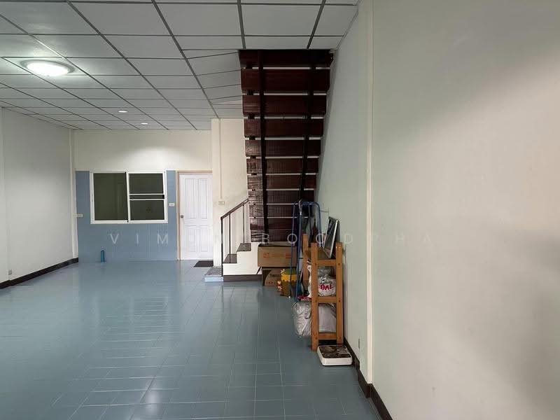 หมู่บ้านพรไพลิน, Bangkok, Samsen Nok, Huai Khwang, Bangkok, 3 Bedrooms, 130 sqm, Townhouse For Sale, by Vimon Boodpha, 500519164 - DDproperty.com