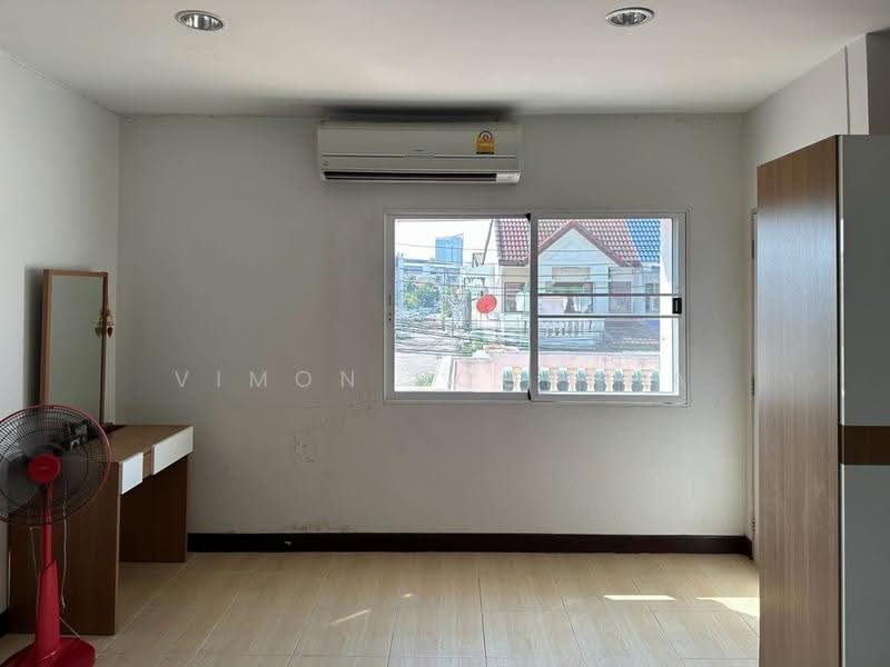 หมู่บ้านพรไพลิน, Bangkok, Samsen Nok, Huai Khwang, Bangkok, 3 Bedrooms, 130 sqm, Townhouse For Sale, by Vimon Boodpha, 500519164 - DDproperty.com