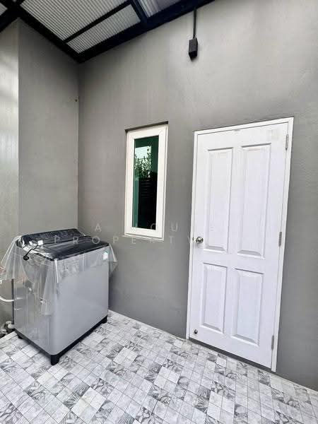 Country Home Lake & Park Assumption - Sriracha, Chon Buri (Pattaya), Assumption Road, Surasak, Si Racha, Chon Buri (Pattaya), 3 Bedrooms, 248 sqm, Single Detached House For Rent, by A House Property Co.,Ltd., 500519198 - DDproperty.com