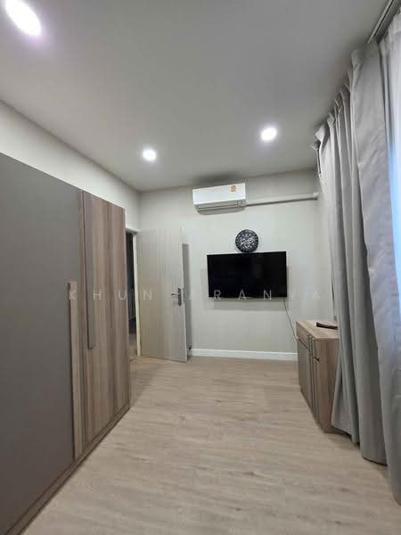 Perfect Place Sukhumvit 77-Suvarnabhumi : เพอร์เฟค เพลส สุขุมวิท77-สุวรรณภูมิ, สมุทรปราการ, ถนนลาดกระบัง, ราชาเทวะ, บางพลี, สมุทรปราการ, 200 ตร.ม., บ้านเดี่ยว ให้เช่า, โดย Khun Aranya, 500519210 - DDproperty.com