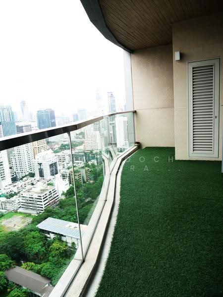 Oriental Residence, Bangkok, 110 Witthayu Road, Lumphini, Pathum Wan, Bangkok, 3 Bedrooms, 200 sqm, Apartment For Sale, by Khemasooch Chiraburanan, 500519252 - DDproperty.com