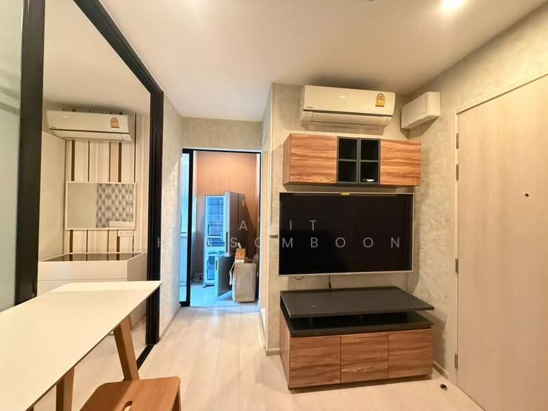 Life Asoke, Bangkok, Asoke-Dindang Road, Bang Kapi, Huai Khwang, Bangkok, 1 Bedroom, 29 sqm, Condo For Rent, by Tarit Chinsomboon, 500519292 - DDproperty.com