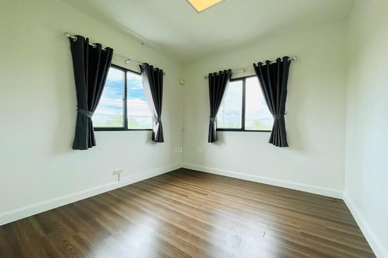 Met Town Pathum-Tiwanon, Pathum Thani, 222 Met Town Village, Pathum Thani, Bang Prok, Muang Pathum Thani, Pathum Thani, 3 Bedrooms, 100 sqm, Townhouse For Sale, by คุณจ๋า, 500519333 - DDproperty.com