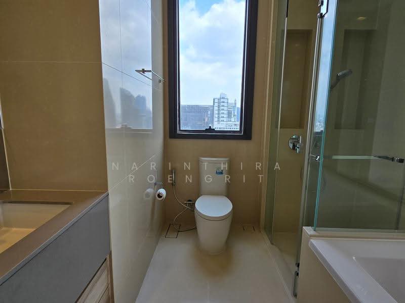 The Esse Asoke, Bangkok, 333 Soi Sukhumvit 21, Sukhumvit Road, Khlongtoei Nua, Watthana, Bangkok, 1 Bedroom, 53 sqm, Condo For Sale, by Narinthira Roengrit, 500519365 - DDproperty.com