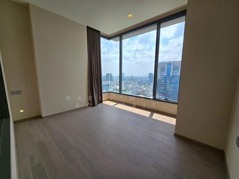 The Esse Asoke, Bangkok, 333 Soi Sukhumvit 21, Sukhumvit Road, Khlongtoei Nua, Watthana, Bangkok, 1 Bedroom, 53 sqm, Condo For Sale, by Narinthira Roengrit, 500519365 - DDproperty.com