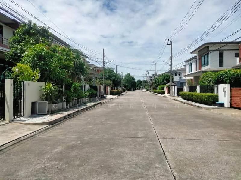 3-BR House, Bangkok, Bang Bon, Bangkok, 3 Bedrooms, 204 sqm, Single Detached House For Sale, by Khemasooch Chiraburanan, 500519420 - DDproperty.com