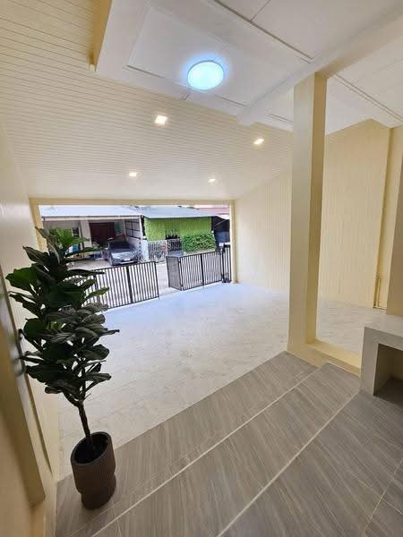 Baan Suan Racha Townhome, Bangkok, Soi Krungthep Kreetha 7, Hua Mak, Bang Kapi, Bangkok, 5 Bedrooms, 233 sqm, Townhouse For Sale, by คุณเปิ้ล, 500519423 - DDproperty.com