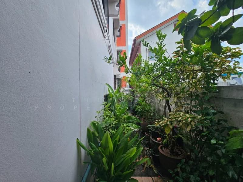 อพาร์ทเม้นท์บางพลี สมุทรปราการ, Samut Prakan, Bang Kaeo, Bang Plee, Samut Prakan, 10+ Bedrooms, 150 sqm, Single Detached House For Sale, by The Best Property เดี่ยว, 500519452 - DDproperty.com