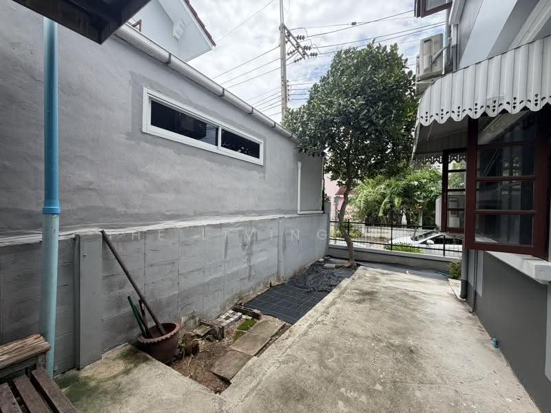 Chaiyapruek Bangwaek, Bangkok, Bang Waek Road, Bang Phai, Bang Khae, Bangkok, 5 Bedrooms, 180 sqm, Single Detached House For Sale, by THE LIVING HUB, 500519472 - DDproperty.com