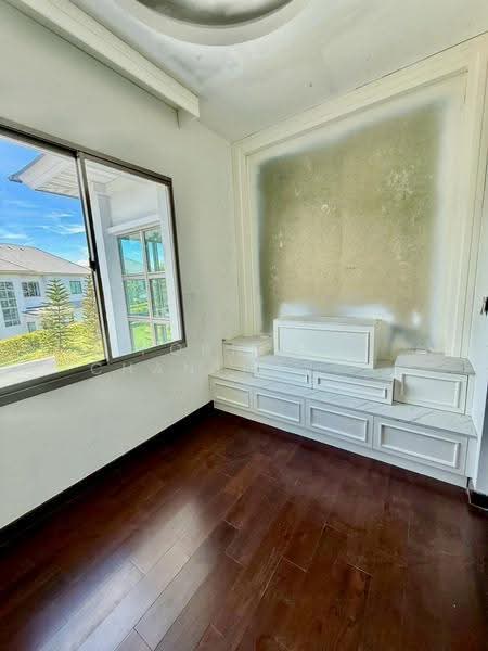 4-BR House, Bangkok, Saphan Sung, Bangkok, 4 Bedrooms, 400 sqm, Single Detached House For Sale, by Pornpan Chantharakasemchai, 500519473 - DDproperty.com