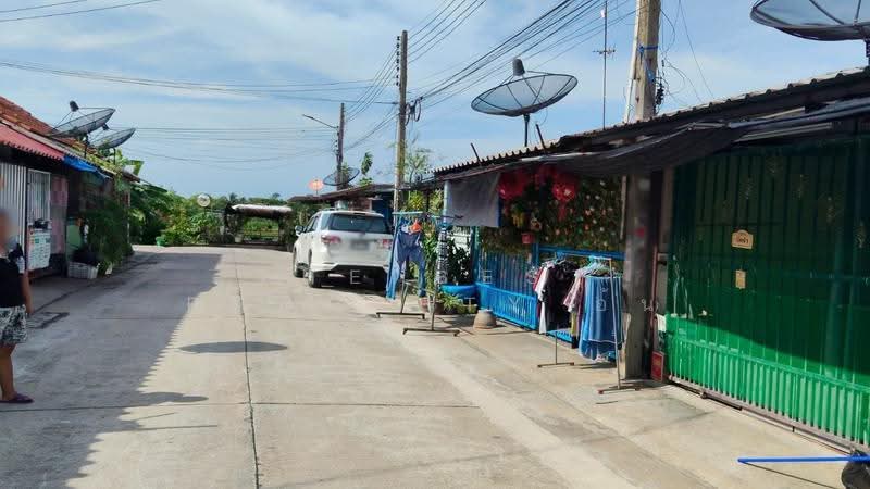 ทาวน์เฮ้าส์บ้านบึง ชลบุรี, Chon Buri (Pattaya), Ban Bung, Chon Buri (Pattaya), 2 Bedrooms, 100 sqm, Townhouse For Sale, by The Best Property อ้น, 500519494 - DDproperty.com