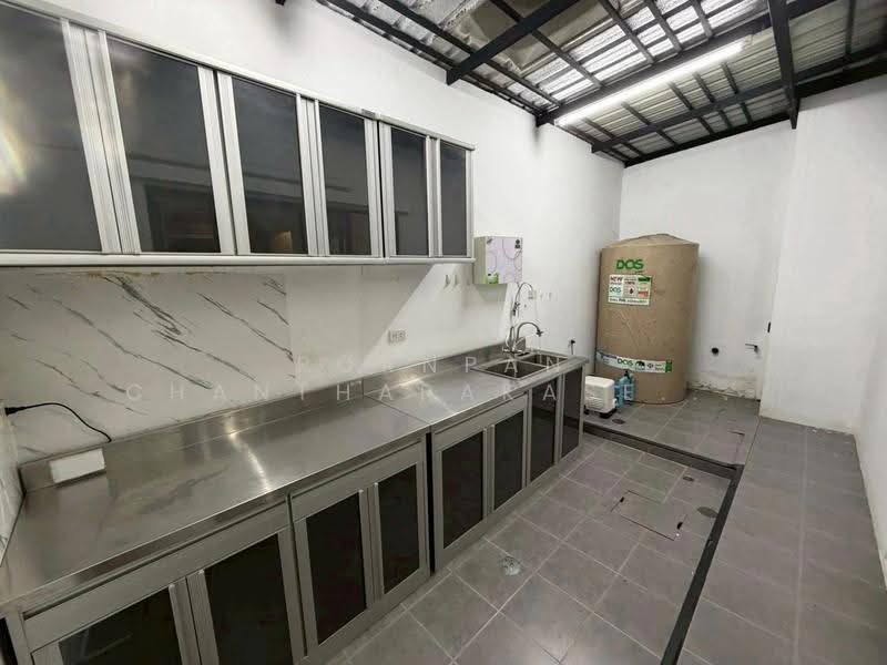 undefined, Bangkok, Nawamin, Bueng Kum, Bangkok, 2 Bedrooms, 190 sqm, Townhouse For Rent, by Pornpan Chantharakasemchai, 500519532 - DDproperty.com