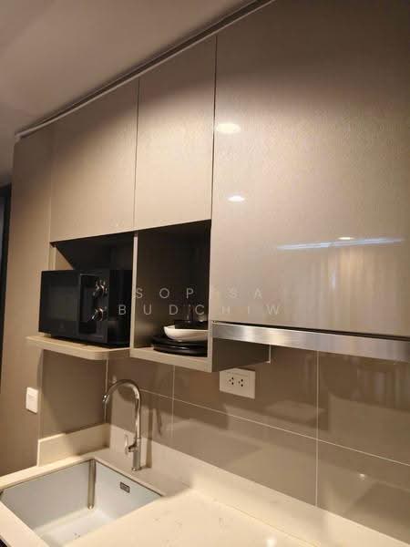 IDEO Mobi Sukhumvit 40, Bangkok, Soi Sukhumvit 40, Phra Kanong, Khlong Toei, Bangkok, 1 Bedroom, 35 sqm, Condo For Rent, by Sopisa Budchiw, 500519555 - DDproperty.com