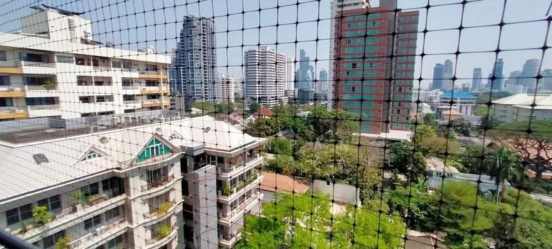 Baan Suanpetch, Bangkok, 18 Soi Sukhumvit 39, Khlong Tan Nua, Watthana, Bangkok, 2 Bedrooms, 135 sqm, Condo For Sale, by Pornpan Chantharakasemchai, 500519617 - DDproperty.com