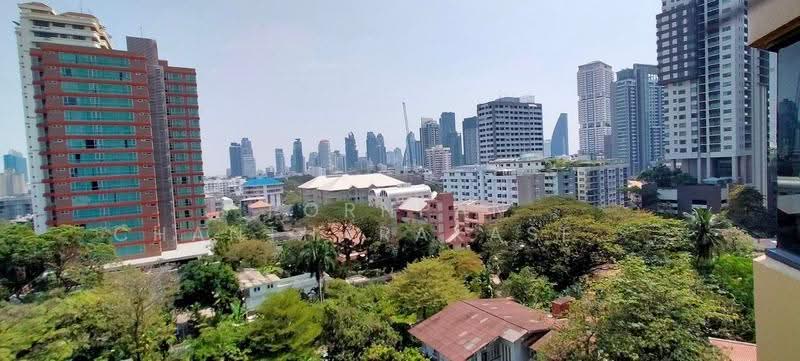 Baan Suanpetch, Bangkok, 18 Soi Sukhumvit 39, Khlong Tan Nua, Watthana, Bangkok, 2 Bedrooms, 135 sqm, Condo For Sale, by Pornpan Chantharakasemchai, 500519617 - DDproperty.com