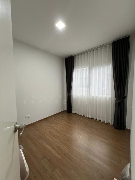 เทพารักษ์, Samut Prakan, Thepharak, Muang Samut Prakarn, Samut Prakan, 3 Bedrooms, 143 sqm, Semi-Detached House (Twin House) For Sale, by HOME Real Estate Service, 500519636 - DDproperty.com
