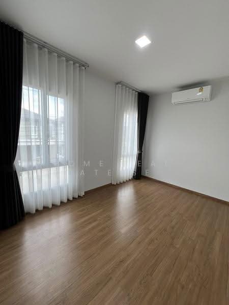 เทพารักษ์, Samut Prakan, Thepharak, Muang Samut Prakarn, Samut Prakan, 3 Bedrooms, 143 sqm, Semi-Detached House (Twin House) For Sale, by HOME Real Estate Service, 500519636 - DDproperty.com