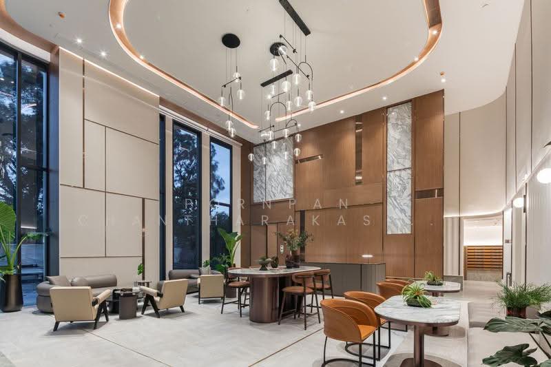 The Issara Sathorn, Bangkok, ถนนจันทน์, Thung Maha Mek, Sathon, Bangkok, 1 Bedroom, 47 sqm, Condo For Sale, by Pornpan Chantharakasemchai, 500519641 - DDproperty.com