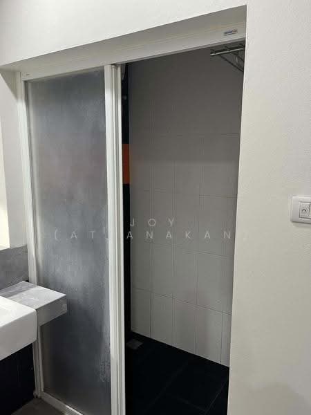 Dream Boxx, Samut Prakan, Bang Sao Thong, Samut Prakan, 1 Bedroom, 31 sqm, Condo For Rent, by JOY (Attanakan), 500519662 - DDproperty.com