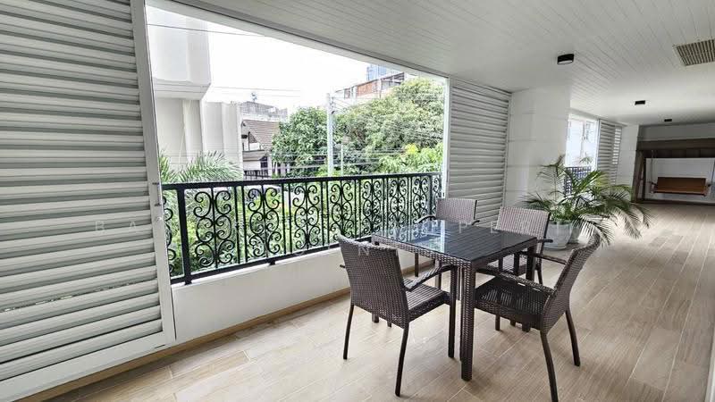 GM Residence, Bangkok, Soi Ekkamai 18, Khlong Tan Nua, Watthana, Bangkok, 4 Bedrooms, 320 sqm, Condo For Rent, by BANGKOK PROPERTY AGENTS, 500519715 - DDproperty.com