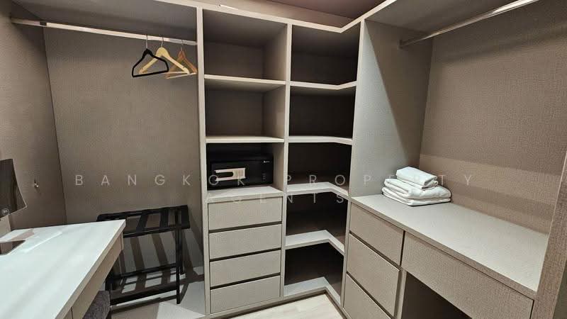 GM Residence, Bangkok, Soi Ekkamai 18, Khlong Tan Nua, Watthana, Bangkok, 4 Bedrooms, 320 sqm, Condo For Rent, by BANGKOK PROPERTY AGENTS, 500519715 - DDproperty.com