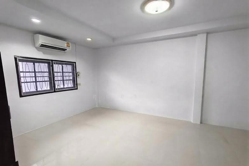 เสนานิเวศน์ 2, Bangkok, ถนนประเสริฐมนูกิจ (ถนนเกษตร-นวมินทร์), Chorake Bua, Lat Phrao, Bangkok, 3 Bedrooms, 168 sqm, Single Detached House For Sale, by คุณอร, 500519716 - DDproperty.com