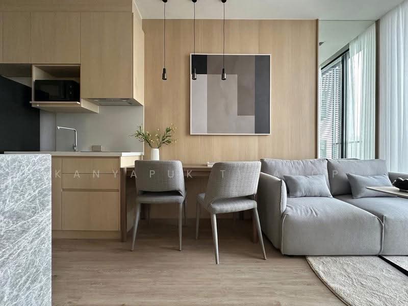 Noble State 39, Bangkok, 35 Soi Sukhumvit 39, Khlong Tan Nua, Watthana, Bangkok, 1 Bedroom, 30 sqm, Condo For Rent, by Kanyapuk Tinanop, 500519719 - DDproperty.com