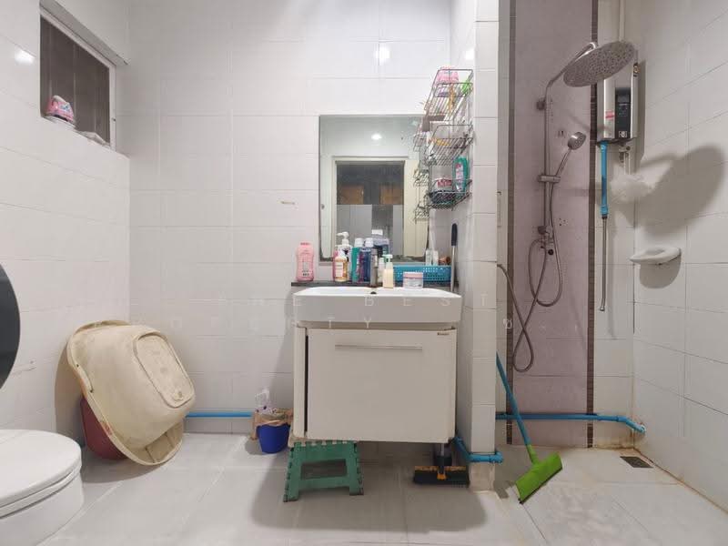 Baan Marui Sothon 1, Chachoengsao, Main road Bangpakong-Chachoengsao, Sothon, Muang Chachoengsao, Chachoengsao, 2 Bedrooms, 150 sqm, Single Detached House For Sale, by The Best Property   ซายน์, 500519735 - DDproperty.com