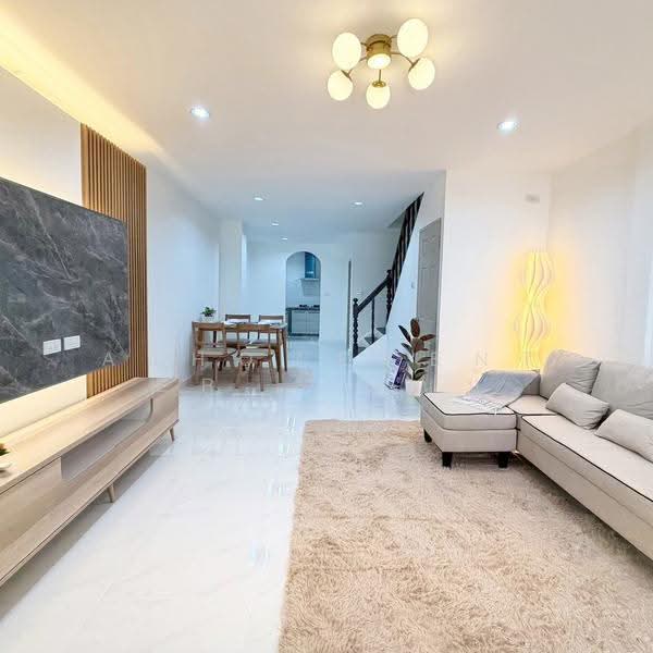 ฉัตรเกล้า วิลล่า นวมินทร์153, Bangkok, Nuan Chan, Bueng Kum, Bangkok, 2 Bedrooms, 100 sqm, Townhouse For Sale, by AJHOMECENTER - คุณบู้, 500519772 - DDproperty.com