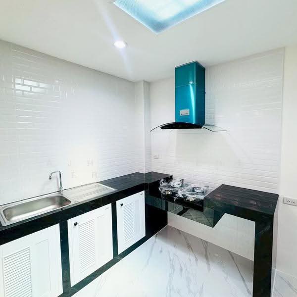 ฉัตรเกล้า วิลล่า นวมินทร์153, Bangkok, Nuan Chan, Bueng Kum, Bangkok, 2 Bedrooms, 100 sqm, Townhouse For Sale, by AJHOMECENTER - คุณบู้, 500519772 - DDproperty.com