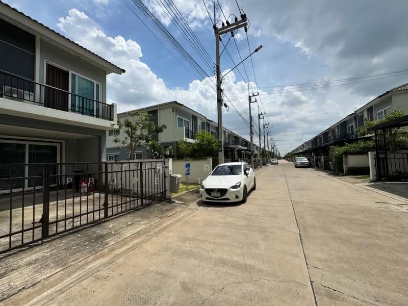 Supalai Pride Wongwaen-Lumlukka Klong 6, Pathum Thani, Bung Kham Proi, Lam Luk Ka, Pathum Thani, 3 Bedrooms, 100 sqm, Townhouse For Sale, by The Best Property น้ำผึ้ง, 500519782 - DDproperty.com